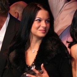 Leonie Saint