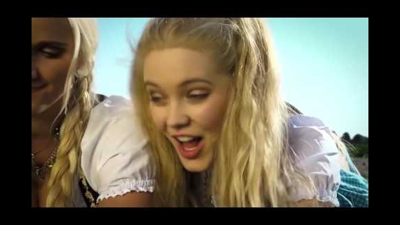 Lustige deutsche Mädchen