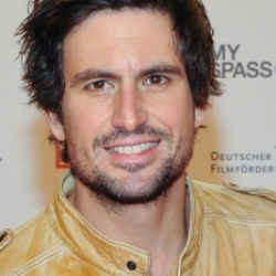 Tom Beck